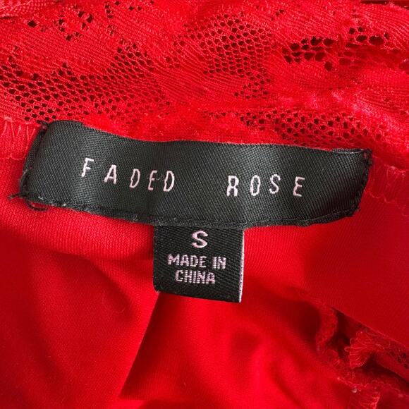 Faded Rose Red Lace Top Cut Out Bodysuit Size Small - Picture 5 of 7